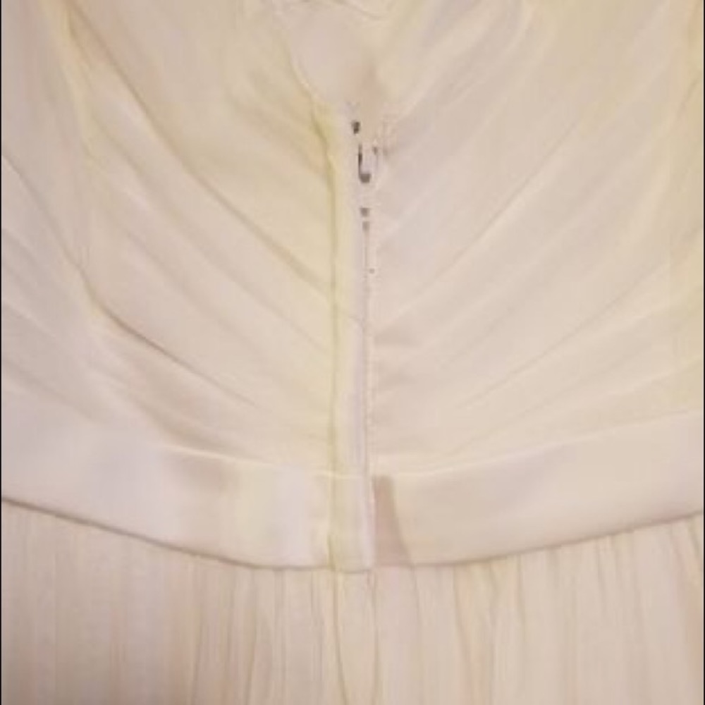 David’s Bridal A-line Tulle Wedding Gown with Beaded Sash - Picture 12 of 12